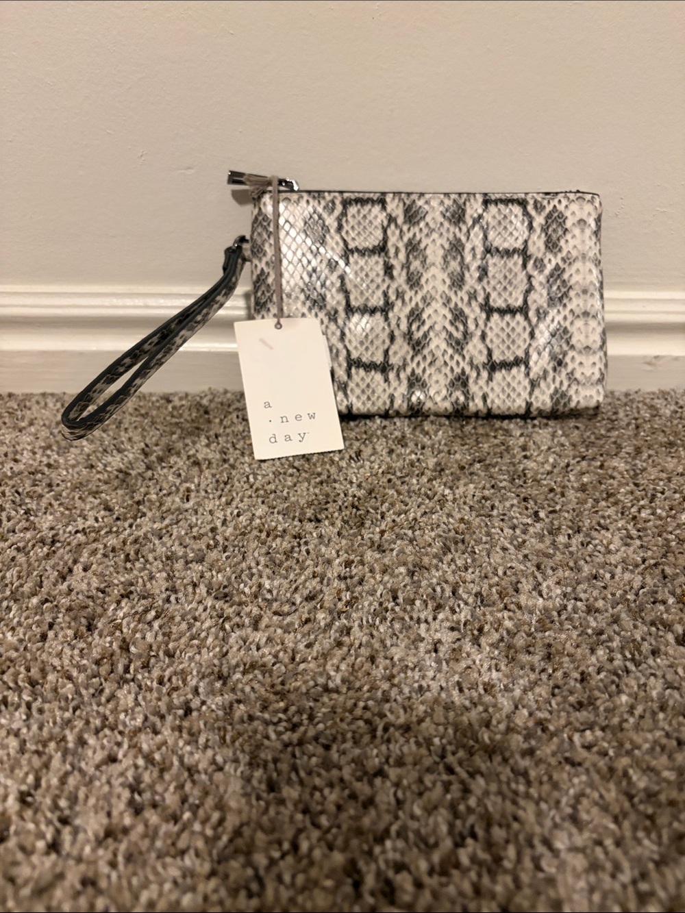 a new day Snake-Print Wristlet - Black & White